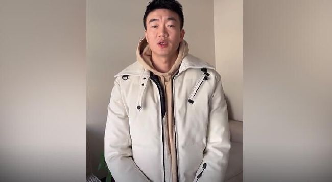 此前罗马诺报道，巴黎圣日耳曼以2000万欧元+200万欧元浮动的价格，签下18岁的科林蒂安中场球员莫斯卡多。